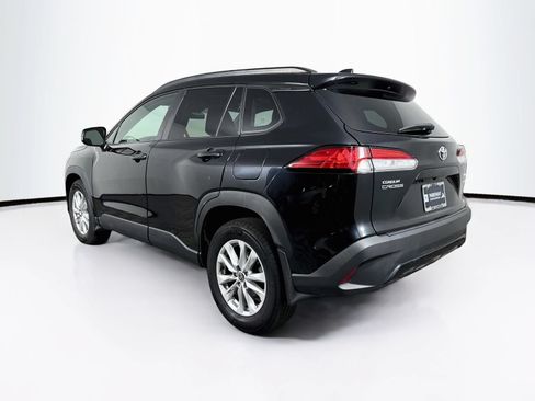Used 2023 Toyota Corolla Cross LE w/ Moonroof Package AWD/4WD image 9