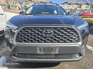 Used 2022 Toyota Corolla Cross XLE w/ Convenience Package video 2