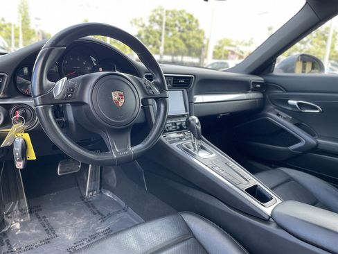 Used 2013 Porsche 911 Carrera RWD image 2
