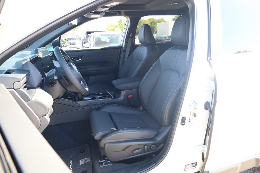 New 2026 Subaru Outback Touring AWD/4WD image 8