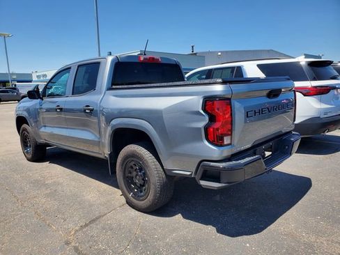 Used 2023 Chevrolet Colorado W/T RWD image 3