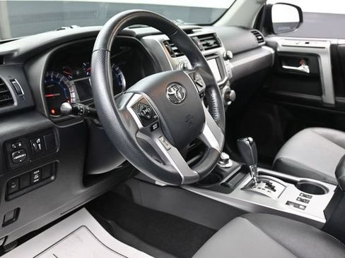 Used 2019 Toyota 4Runner SR5 Premium AWD/4WD image 14