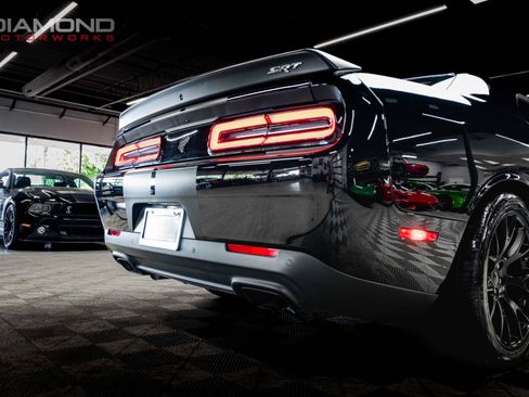 Used 2016 Dodge Challenger SRT Hellcat RWD image 48