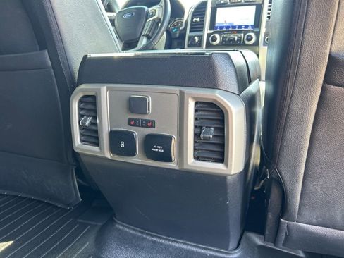 Used 2020 Ford F150 Lariat w/ Equipment Group 502A Luxury AWD/4WD image 16