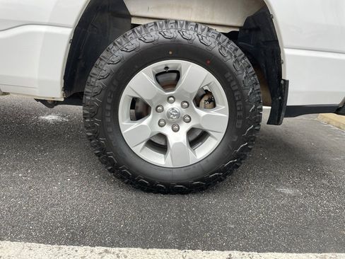 Used 2021 RAM 1500 Lone Star image 27