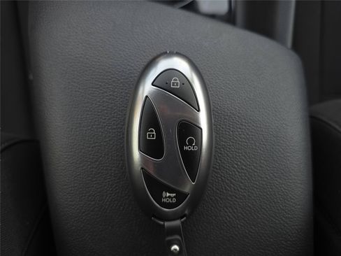 Certified 2026 Hyundai Elantra Hybrid FWD image 27