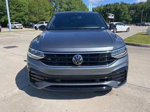 Used 2023 Volkswagen Tiguan SE R-Line FWD image 10
