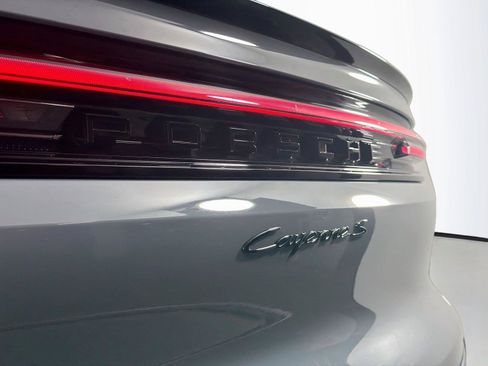 Certified 2024 Porsche Cayenne S AWD/4WD image 16