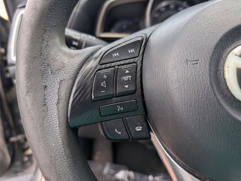 Used 2016 MAZDA MAZDA3 i Sport w/ Preferred Equipment Package image 25