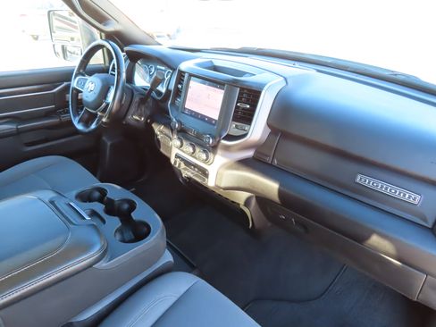 Used 2024 RAM 3500 Big Horn image 16