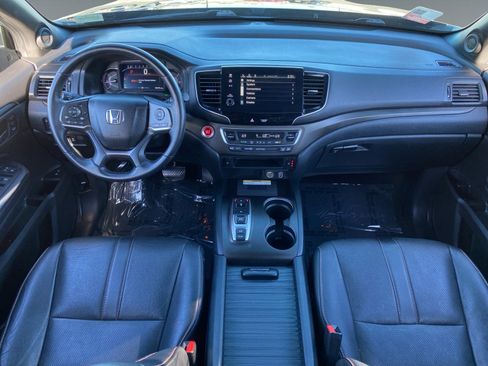 Used 2023 Honda Passport TrailSport image 10