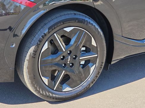 Used 2025 Kia EV6 GT-Line RWD image 12