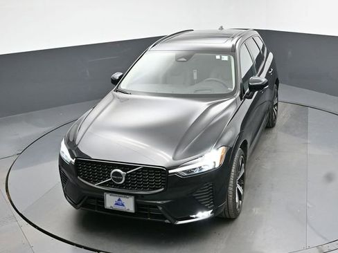 Used 2023 Volvo XC60 B6 Ultimate w/ Protection Package Premier image 45