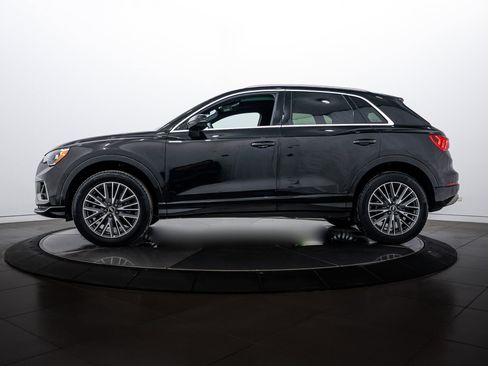 Certified 2022 Audi Q3 2.0T Premium w/ Convenience Package image 6