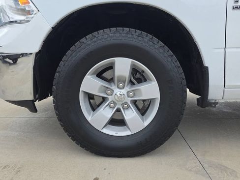 Used 2022 RAM 1500 Tradesman w/ Chrome Appearance Group AWD/4WD image 10