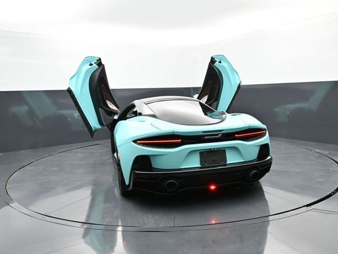 Used 2022 McLaren GT RWD image 42