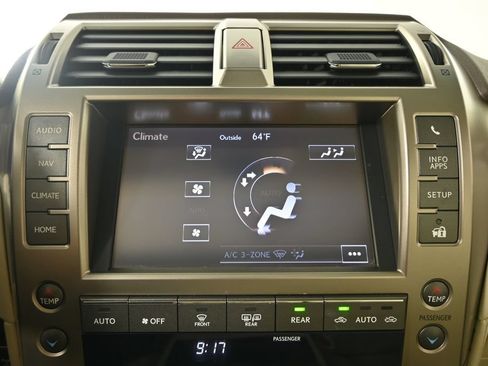 Used 2014 Lexus GX 460 w/ Premium Package AWD/4WD image 29