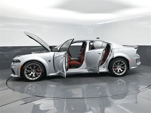 Used 2022 Dodge Charger SRT Hellcat image 69