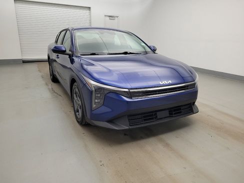 Used 2025 Kia K4 LXS image 14