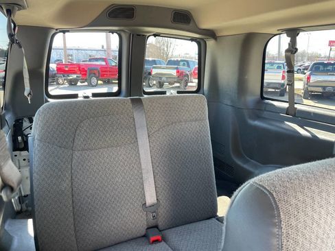 Used 2023 GMC Savana 3500 LS w/ Chrome Appearance Package image 27