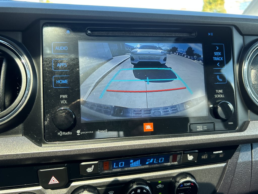 Certified 2017 Toyota Tacoma TRD Off-Road AWD/4WD image 24