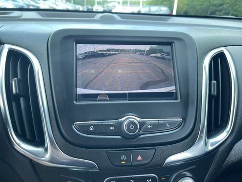 Used 2024 Chevrolet Equinox LT FWD image 14