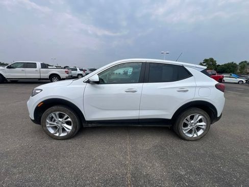 Used 2023 Buick Encore GX Preferred w/ Cold Weather Comfort Package AWD/4WD image 8