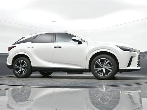 Used 2025 Lexus RX 350 Premium image 11