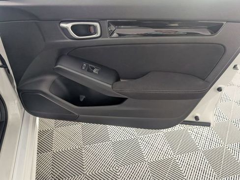 Used 2023 Honda Civic EX image 30