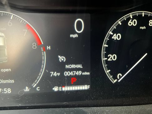 Used 2025 Honda Ridgeline Sport image 5