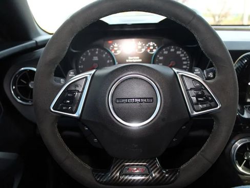 Used 2018 Chevrolet Camaro SS RWD image 19