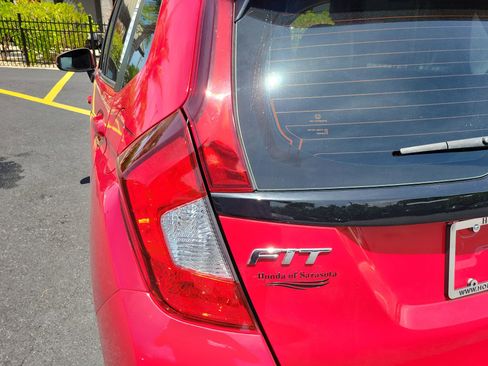 Used 2020 Honda Fit LX image 12