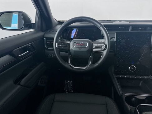 Used 2026 GMC Terrain AT4 w/ Convenience Package III AWD/4WD image 30