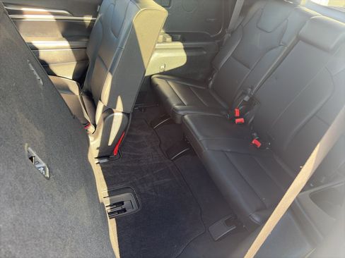 Used 2023 Kia Telluride LX image 13