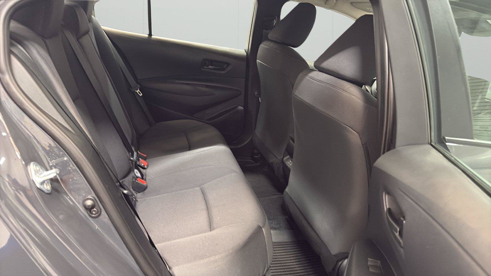 Used 2026 Toyota Corolla LE FWD image 13