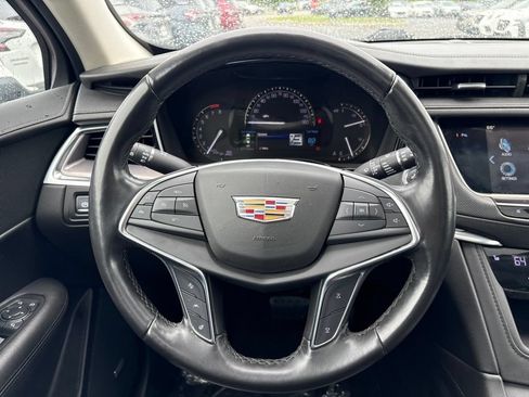 Used 2019 Cadillac XT5 Luxury FWD image 14