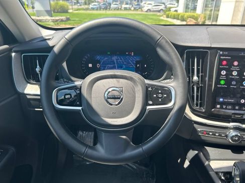 Used 2025 Volvo XC60 B5 Plus w/ Climate Package AWD/4WD image 18