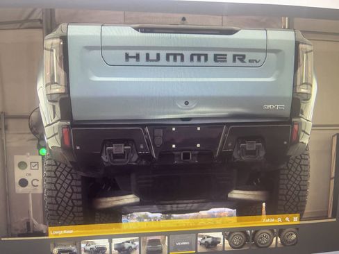 Used 2024 GMC Hummer EV 3X w/ Omega Edition image 7