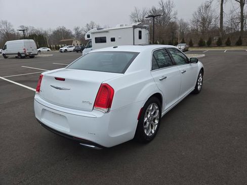 Used 2017 Chrysler 300 C Platinum image 3