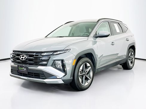 Used 2025 Hyundai Tucson SEL AWD/4WD image 3
