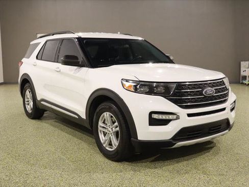 Used 2023 Ford Explorer XLT w/ Equipment Group 202A RWD image 1