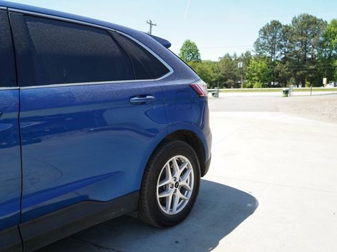 Used 2024 Ford Edge SEL image 22