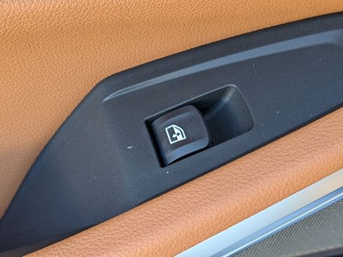 New 2026 BMW 330i w/ M Sport Package image 28