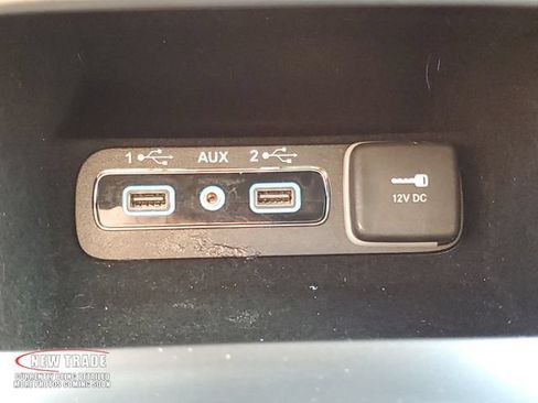 Used 2020 Jeep Grand Cherokee Limited AWD/4WD image 36