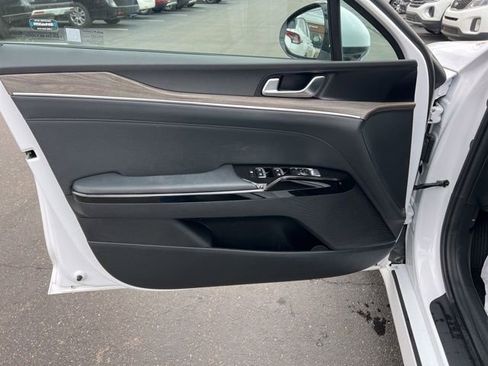 Used 2023 Kia K5 EX image 29