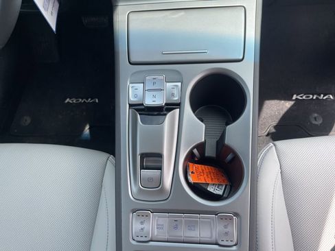 New 2023 Hyundai Kona Limited image 24