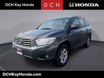 Used 2010 Toyota Highlander SE