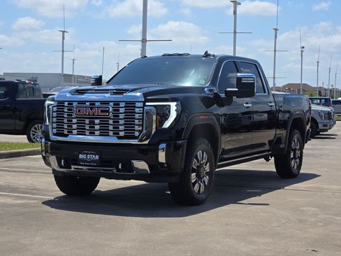 Used 2024 GMC Sierra 2500 Denali w/ Denali Reserve Package AWD/4WD image 10