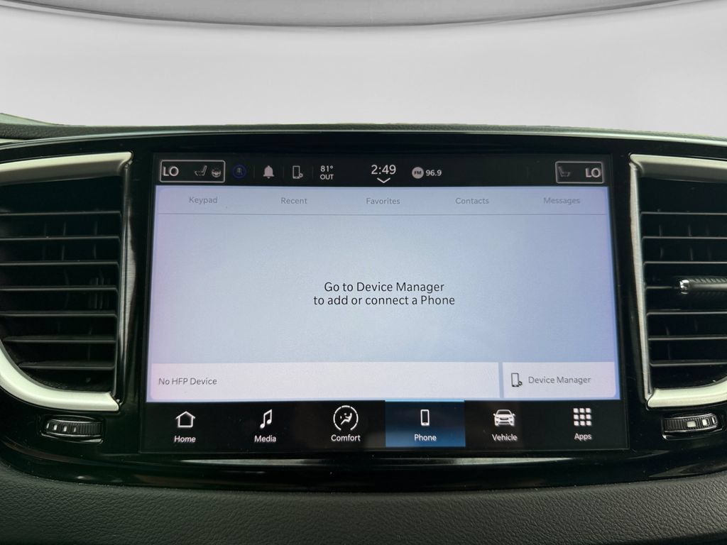Used 2024 Chrysler Pacifica Touring-L FWD image 23