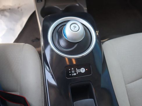 Used 2012 Nissan Leaf SL image 26